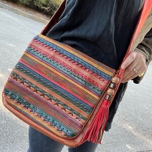 Vintage Sharif Leather Crossbody Bag